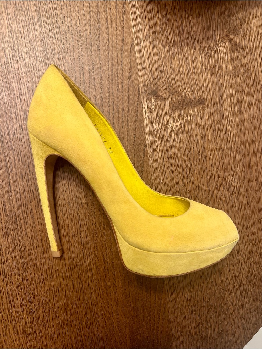 Alexander McQueen Yellow Suede Platform Pump